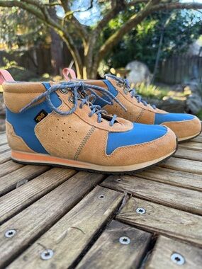 Teva Highside ‘84 Sneakers 9.5